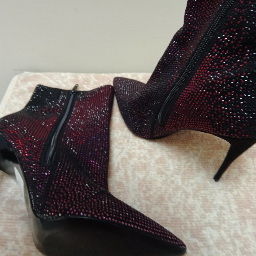 Booties by ALDO - Picture 4 of 7